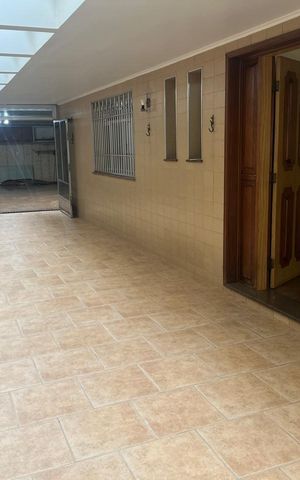 Casa à venda com 200m², 4 quartos e 3 vagas