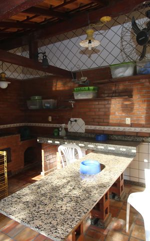 Casa para alugar com 357m², 3 quartos e 1 vagaÁrea Gourmet
