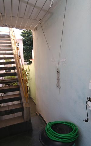 Casa à venda com 119m², 3 quartos e 1 vagaÁrea de Serviço