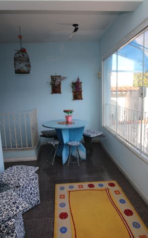 Casa à venda com 119m², 3 quartos e 1 vagaVaranda - Frente