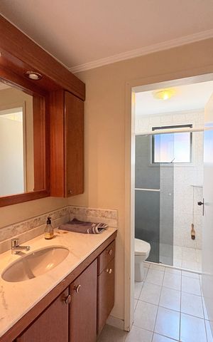 Apartamento à venda com 93m², 3 quartos e 2 vagasBanheiro Social