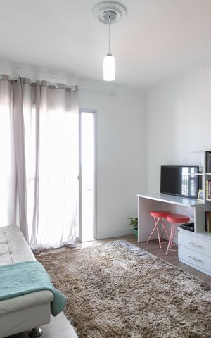 Apartamento à venda com 72m², 2 quartos e 2 vagas Apartamento à venda com 72m², 2 quartos e 2 vagasSala