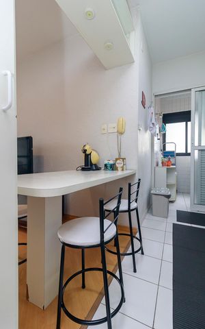 Apartamento à venda com 52m², 2 quartos e 1 vaga Apartamento à venda com 52m², 2 quartos e 1 vagaCozinha
