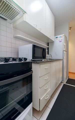 Apartamento à venda com 52m², 2 quartos e 1 vaga Apartamento à venda com 52m², 2 quartos e 1 vagaCozinha