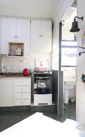 Apartamento à venda com 126m², 3 quartos e 2 vagasCozinha e Área de Serviço