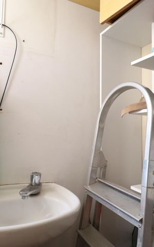 Apartamento à venda com 126m², 3 quartos e 2 vagasQuarto e banheiro de serviço