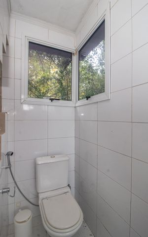 Casa à venda com 250m², 2 quartos e 2 vagas Casa à venda com 250m², 2 quartos e 2 vagasBanheiro da Suíte 2