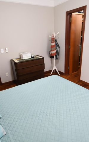 Casa à venda com 260m², 3 quartos e 4 vagas Suíte 3