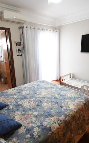 Casa à venda com 260m², 3 quartos e 4 vagasSuíte 1