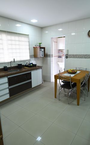 Casa à venda com 260m², 3 quartos e 4 vagasCozinha