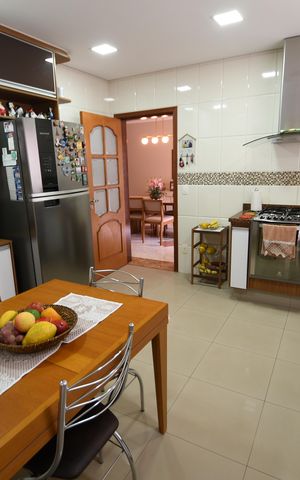 Casa à venda com 260m², 3 quartos e 4 vagasCozinha