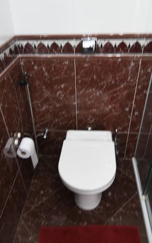 Casa à venda com 260m², 3 quartos e 4 vagasBanheiro da Suíte 2
