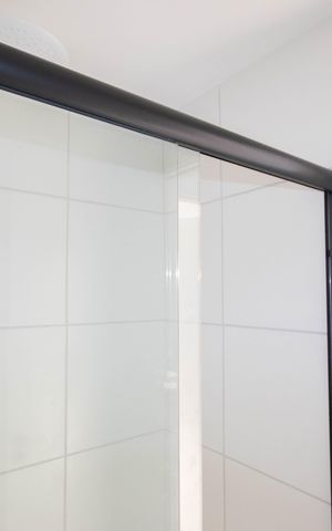 Apartamento à venda com 37m², 2 quartos e 1 vaga Apartamento à venda com 37m², 2 quartos e 1 vagaBanheiro