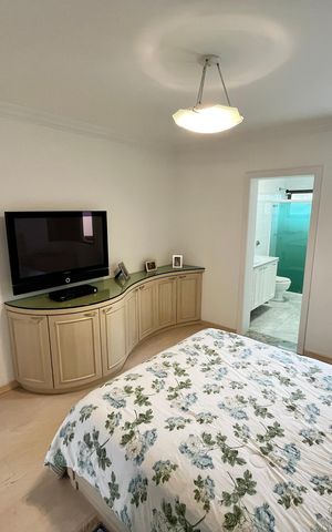 Casa à venda com 465m², 4 quartos e 7 vagas Casa à venda com 465m², 4 quartos e 7 vagasQuarto Suíte 3