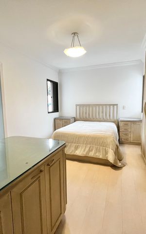 Casa à venda com 465m², 4 quartos e 7 vagas Casa à venda com 465m², 4 quartos e 7 vagasQuarto Suíte 2
