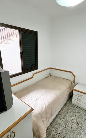 Casa à venda com 465m², 4 quartos e 7 vagas Casa à venda com 465m², 4 quartos e 7 vagasQuarto de Serviço