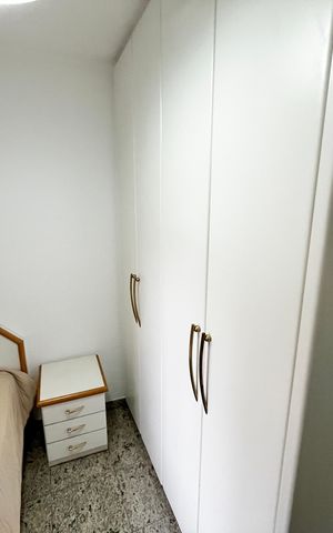 Casa à venda com 465m², 4 quartos e 7 vagas Casa à venda com 465m², 4 quartos e 7 vagasQuarto de Serviço