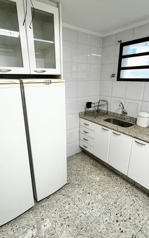Casa à venda com 465m², 4 quartos e 7 vagas Casa à venda com 465m², 4 quartos e 7 vagasCozinha da Garagem
