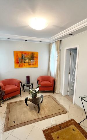 Casa à venda com 465m², 4 quartos e 7 vagas Casa à venda com 465m², 4 quartos e 7 vagasSala da Entrada