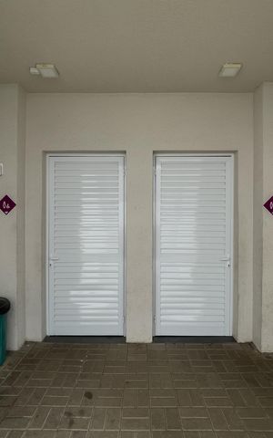 Casa de condomínio à venda com 37m², 2 quartos e sem vaga Casa de condomínio à venda com 37m², 2 quartos e sem vagaÁrea Comum