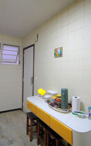 Apartamento à venda com 185m², 4 quartos e 2 vagasCozinha