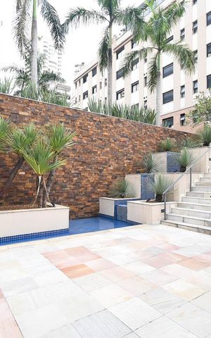 Apartamento à venda com 206m², 3 quartos e 4 vagas Apartamento à venda com 206m², 3 quartos e 4 vagasEntrada