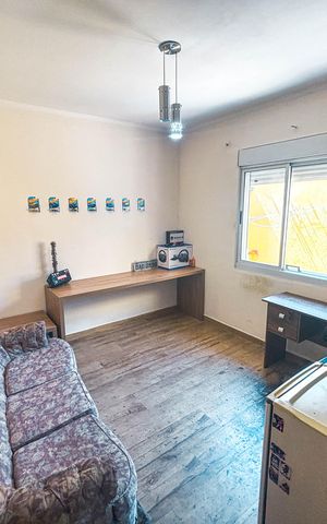 Casa à venda com 98m², 2 quartos e 1 vaga