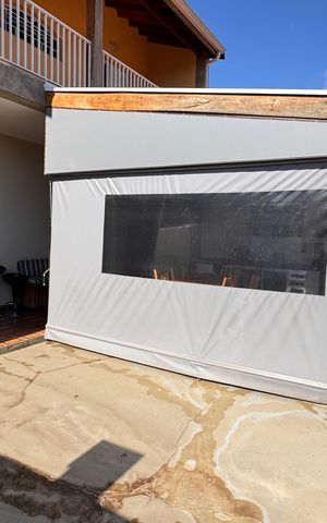 Casa à venda com 320m², 5 quartos e 3 vagas Casa à venda com 320m², 5 quartos e 3 vagasQuintal