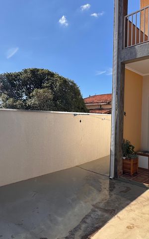 Casa à venda com 320m², 5 quartos e 3 vagas Casa à venda com 320m², 5 quartos e 3 vagasQuintal