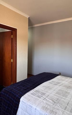 Casa à venda com 320m², 5 quartos e 3 vagas Casa à venda com 320m², 5 quartos e 3 vagasSuíte