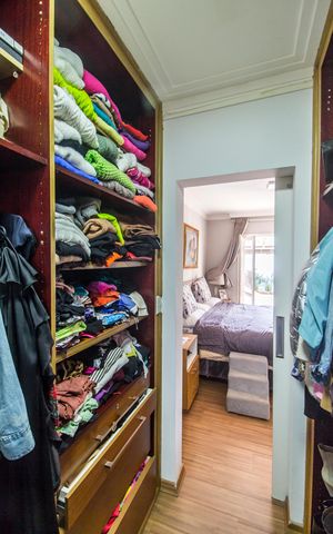 Apartamento à venda com 390m², 4 quartos e 6 vagas Apartamento à venda com 390m², 4 quartos e 6 vagasCloset da suíte 1