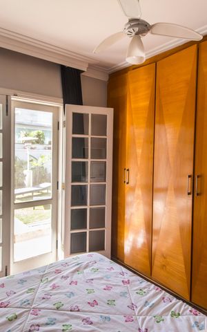 Apartamento à venda com 390m², 4 quartos e 6 vagas Apartamento à venda com 390m², 4 quartos e 6 vagasQuarto 2
