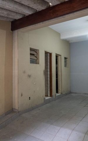 Casa à venda com 210m², 1 quarto e 2 vagas Casa à venda com 210m², 1 quarto e 2 vagasÁrea comum