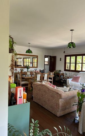 Casa de condomínio para alugar com 560m², 4 quartos e 3 vagas Casa de condomínio para alugar com 560m², 4 quartos e 3 vagasSala