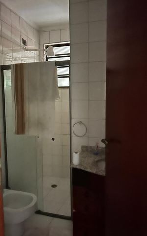 Casa de condomínio para alugar com 560m², 4 quartos e 3 vagas Casa de condomínio para alugar com 560m², 4 quartos e 3 vagasBanheiro 3