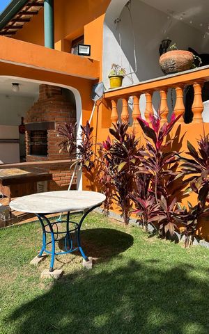 Casa de condomínio para alugar com 560m², 4 quartos e 3 vagas Casa de condomínio para alugar com 560m², 4 quartos e 3 vagasÁrea Externa