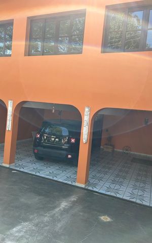 Casa de condomínio para alugar com 560m², 4 quartos e 3 vagas Casa de condomínio para alugar com 560m², 4 quartos e 3 vagasFachada