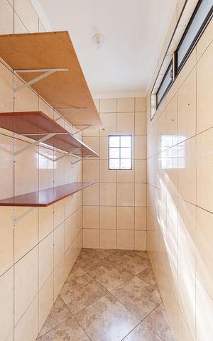 Casa para alugar com 260m², 3 quartos e 2 vagas Casa para alugar com 260m², 3 quartos e 2 vagasDespensa