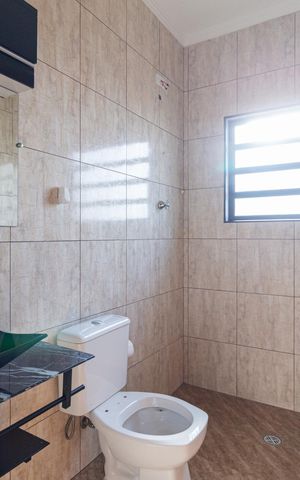 Casa para alugar com 260m², 3 quartos e 2 vagas Casa para alugar com 260m², 3 quartos e 2 vagasBanheiro 1