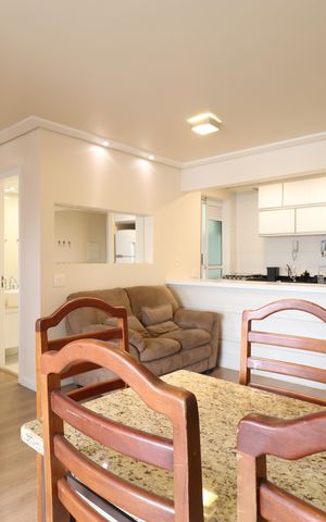 Apartamento para alugar com 75m², 2 quartos e 1 vagaSala