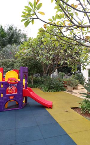 Apartamento para alugar com 75m², 2 quartos e 1 vagaÁrea comum - Playground