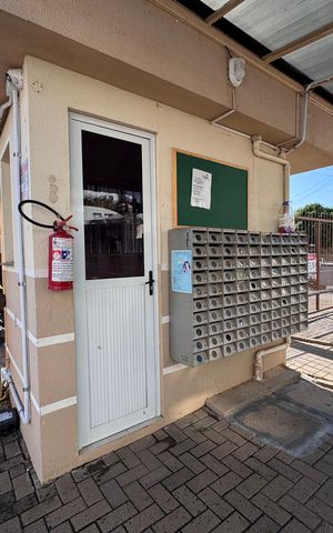Apartamento à venda com 100m², 3 quartos e 1 vagaFachada