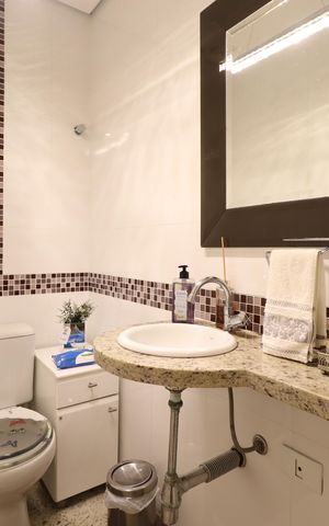 Casa à venda com 188m², 3 quartos e 3 vagasLavabo