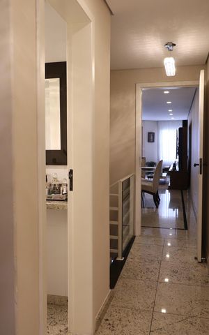 Casa à venda com 188m², 3 quartos e 3 vagasCorredor