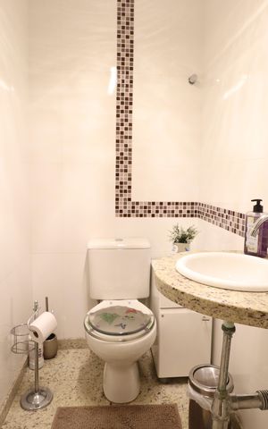 Casa à venda com 188m², 3 quartos e 3 vagasLavabo