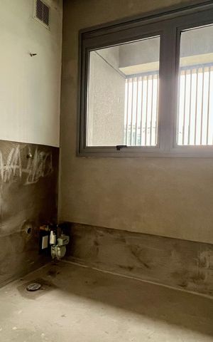 Apartamento à venda com 210m², 3 quartos e 3 vagas Apartamento à venda com 210m², 3 quartos e 3 vagasÁrea de Serviço