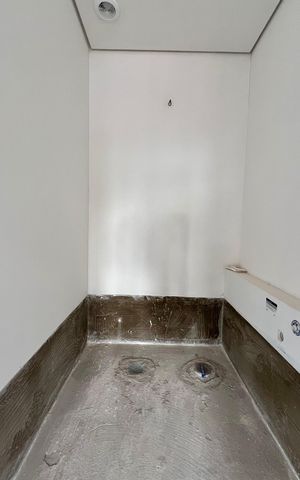 Apartamento à venda com 210m², 3 quartos e 3 vagas Apartamento à venda com 210m², 3 quartos e 3 vagasLavabo