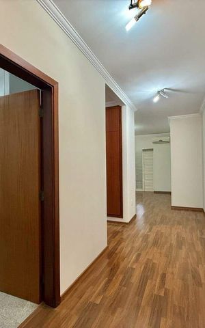 Casa à venda com 202m², 3 quartos e 3 vagas