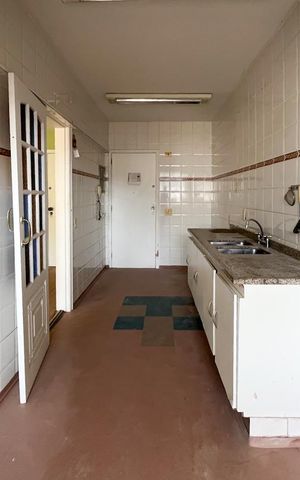 Apartamento à venda com 206m², 2 quartos e 1 vaga Apartamento à venda com 206m², 2 quartos e 1 vagaCozinha