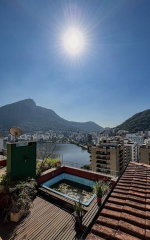 Apartamento à venda com 206m², 2 quartos e 1 vaga Apartamento à venda com 206m², 2 quartos e 1 vagaVista da cobertura